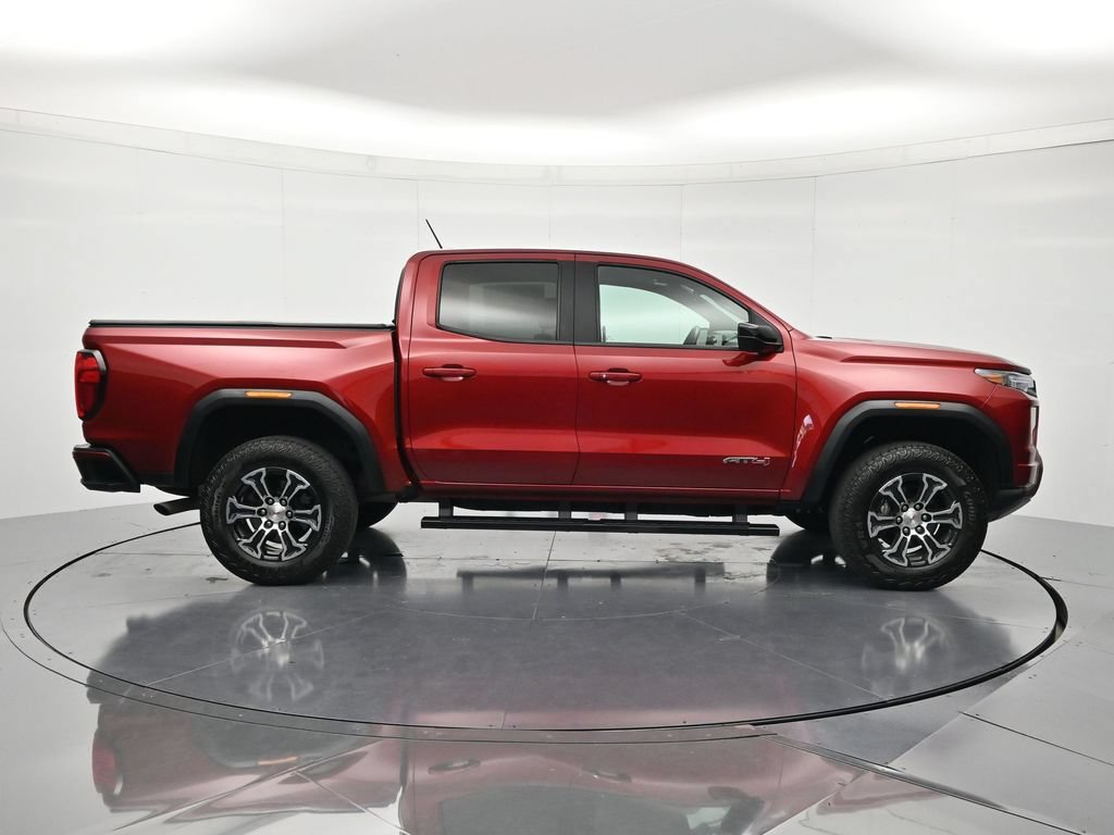 Used 2023 GMC Canyon AT4 w/ AT4 Premium Package AWD/4WD image 4