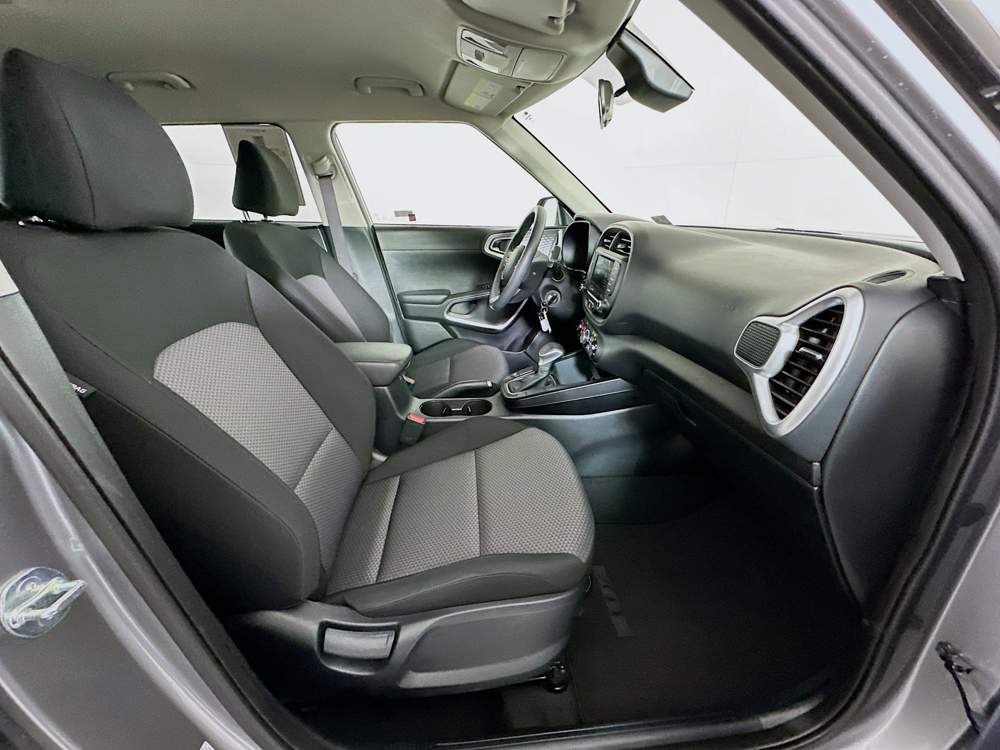 Used 2024 Kia Soul LX w/ Option Group 015 image 29