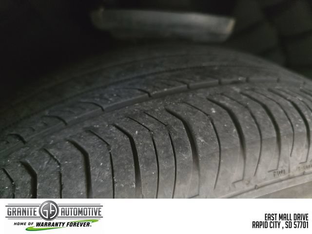 Used 2024 Buick Envision Preferred AWD/4WD image 28