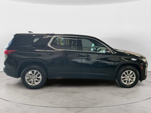 Used 2023 Chevrolet Traverse LS w/ Safety Package AWD/4WD image 4