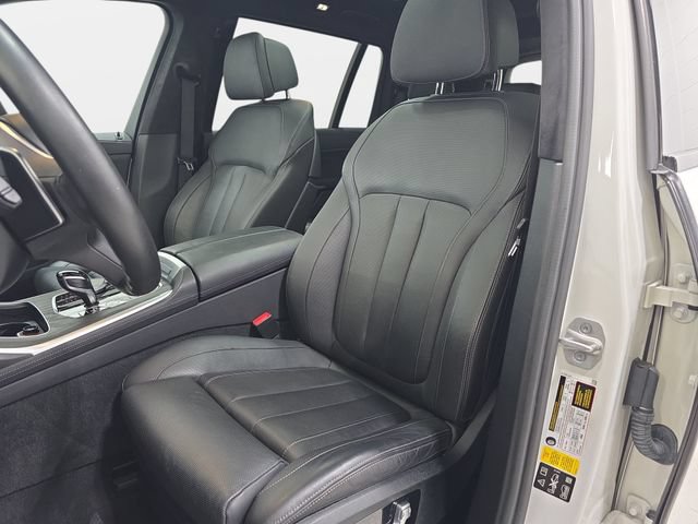 Used 2021 BMW X7 M50i AWD/4WD image 14