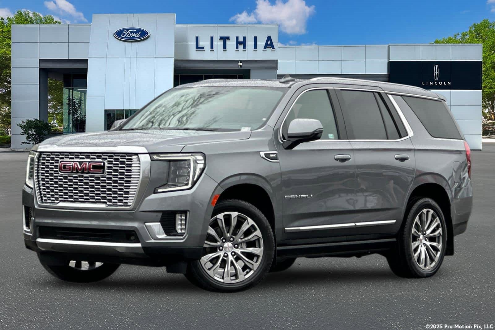Used 2021 GMC Yukon Denali image 1
