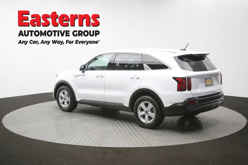 Used 2023 Kia Sorento LX FWD image 59