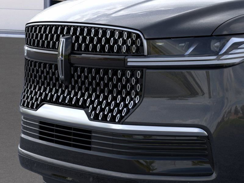 New 2025 Lincoln Navigator Reserve image 17