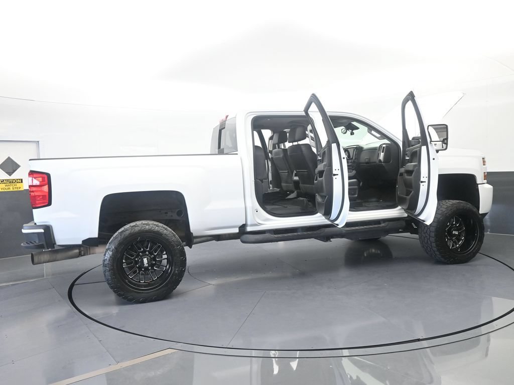 Used 2018 Chevrolet Silverado 2500 LTZ w/ Duramax Plus Package AWD/4WD image 81