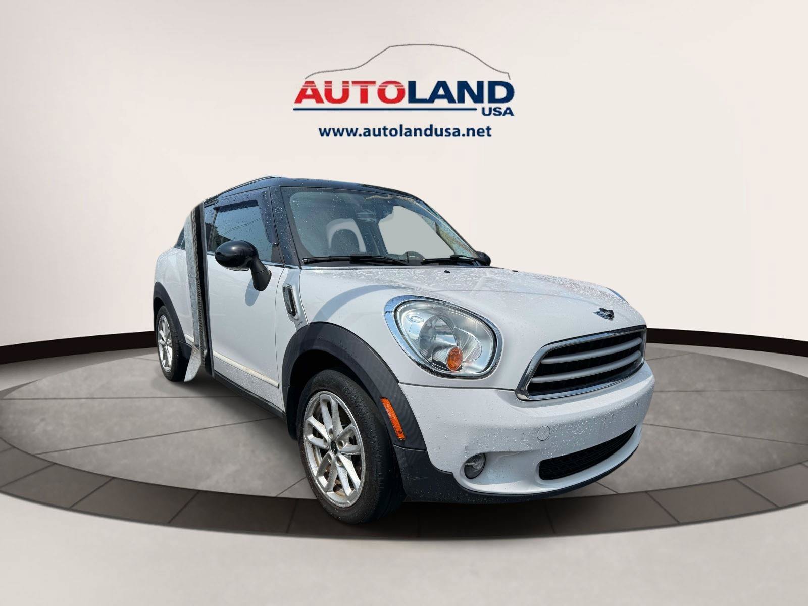 Used 2015 MINI Cooper Paceman FWD image 2