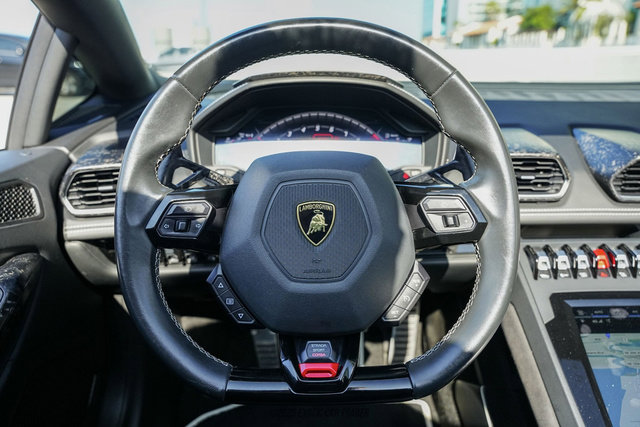 Used 2020 Lamborghini Huracan EVO AWD/4WD image 42