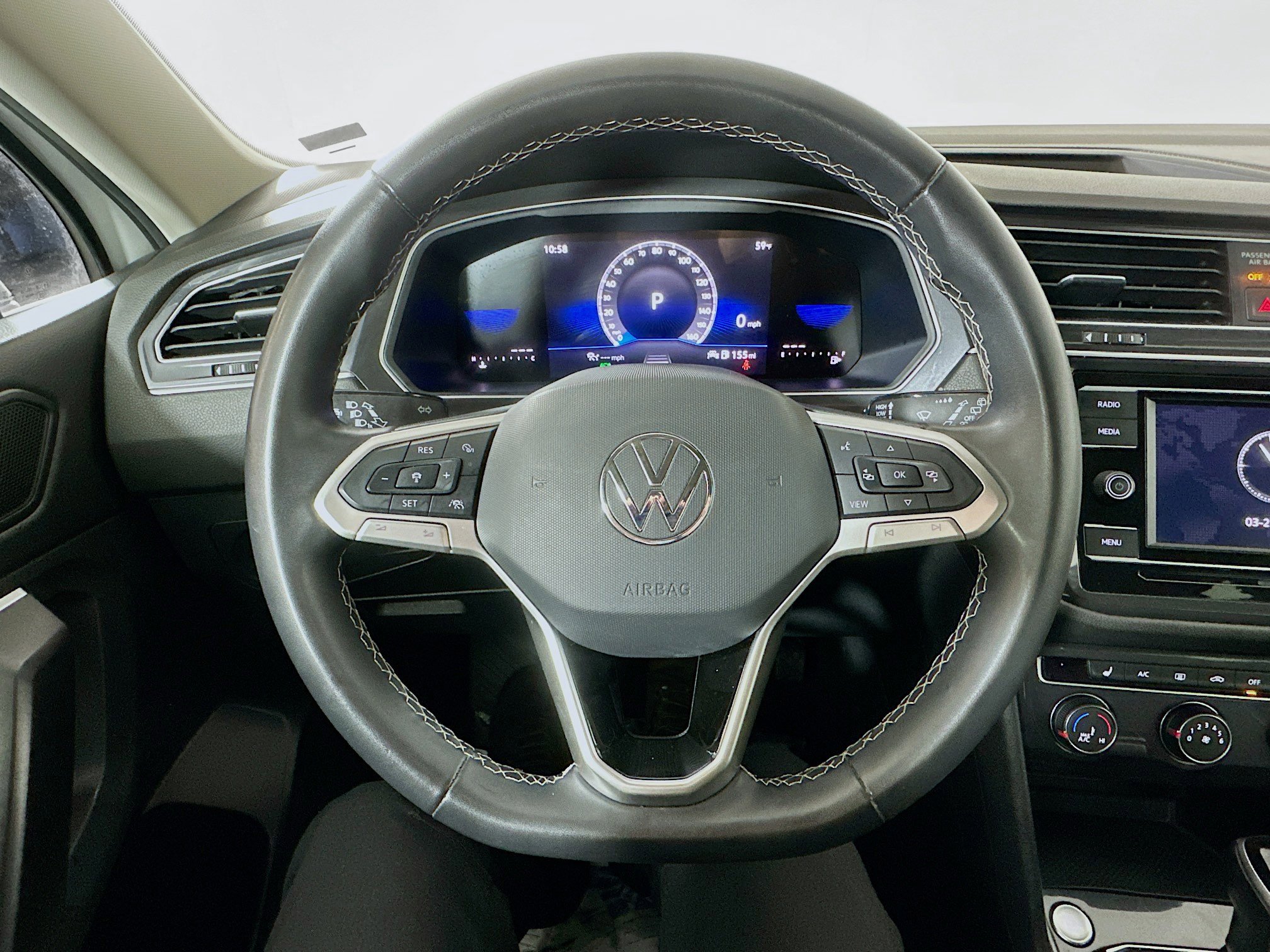 Used 2024 Volkswagen Tiguan S image 11