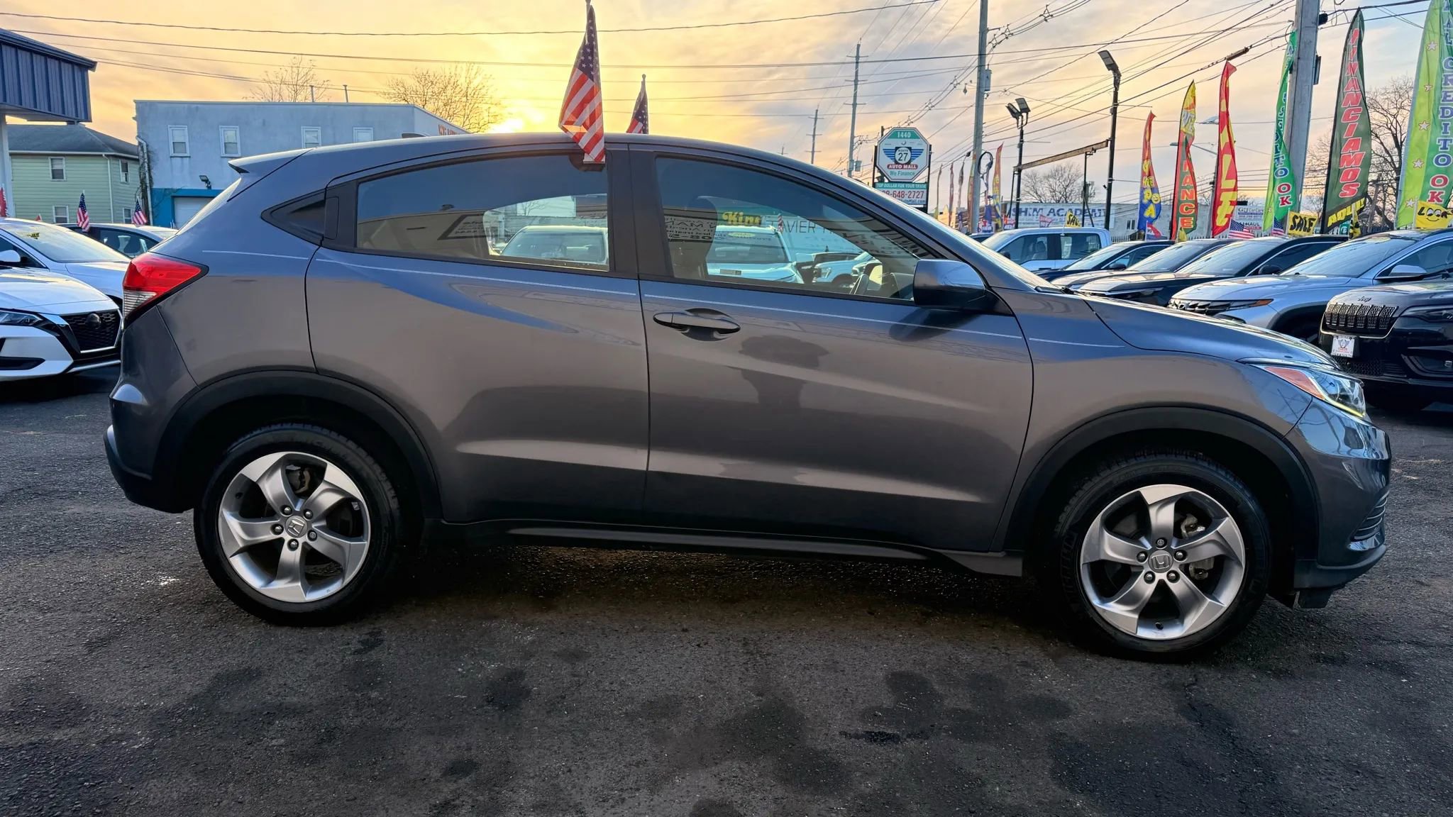 Used 2022 Honda HR-V LX image 11