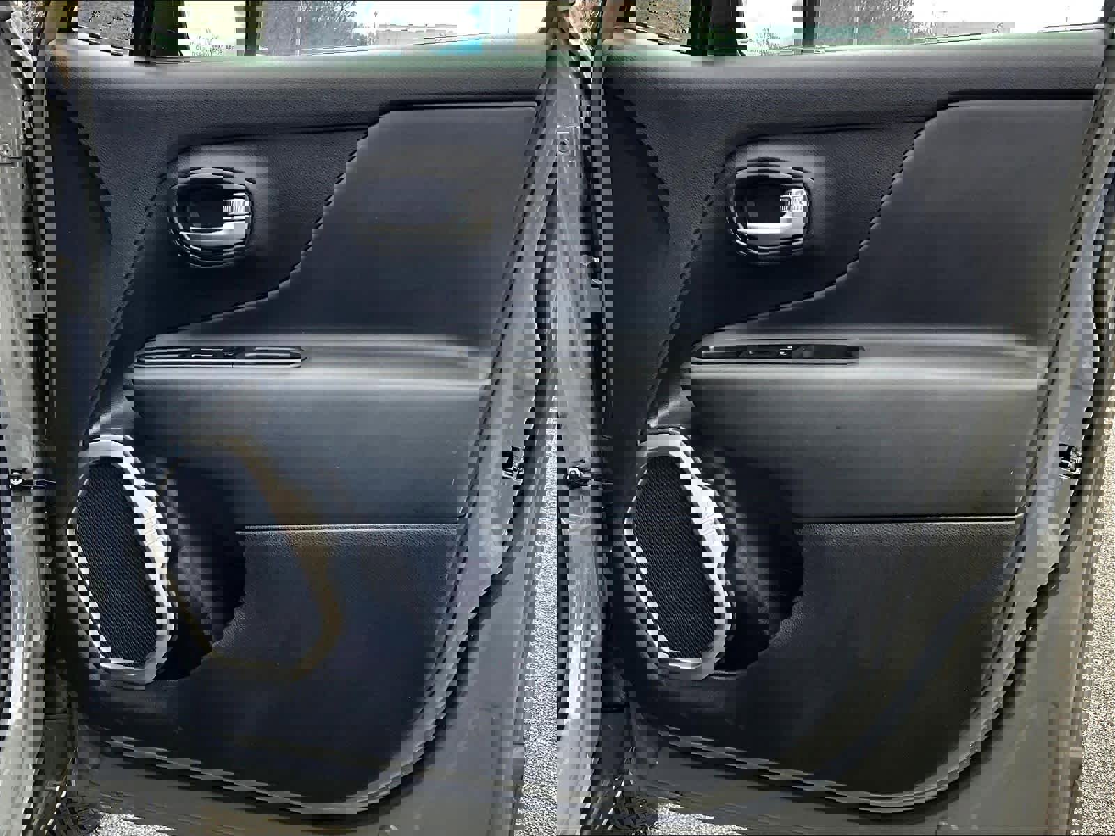 Used 2022 Jeep Renegade Latitude image 15