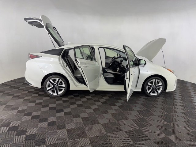 Used 2017 Toyota Prius Three Touring image 13