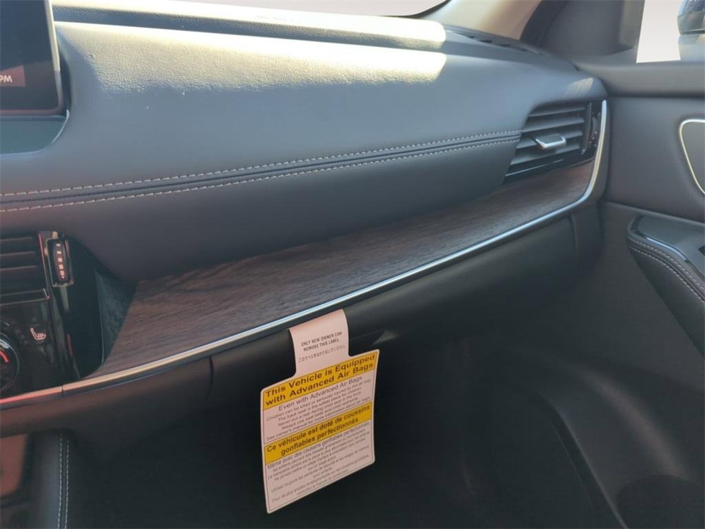 New 2026 Nissan Rogue Platinum image 13