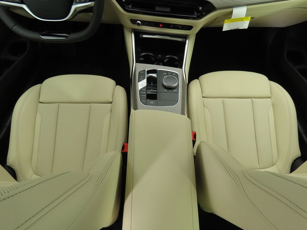 Certified 2025 BMW 330i Sedan w/ Convenience Package image 18