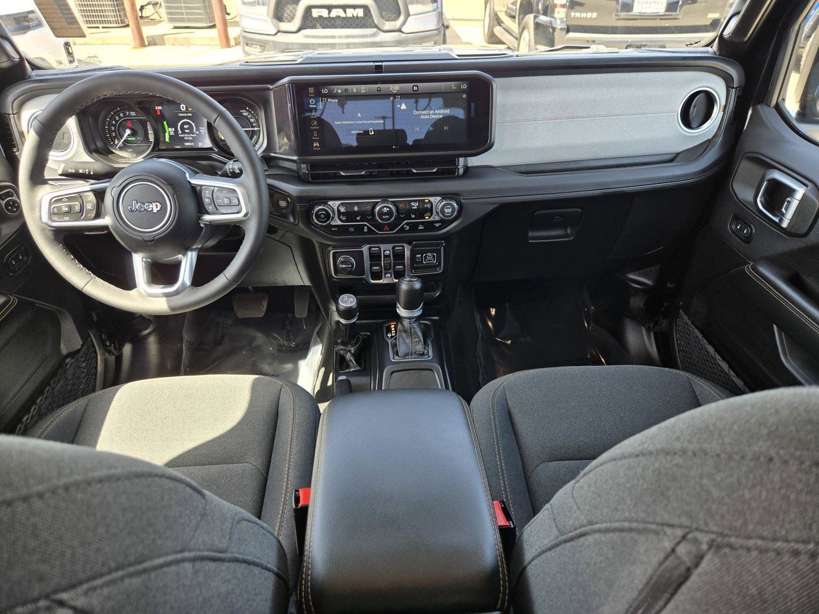 Certified 2025 Jeep Wrangler Sahara w/ Safety Group image 18