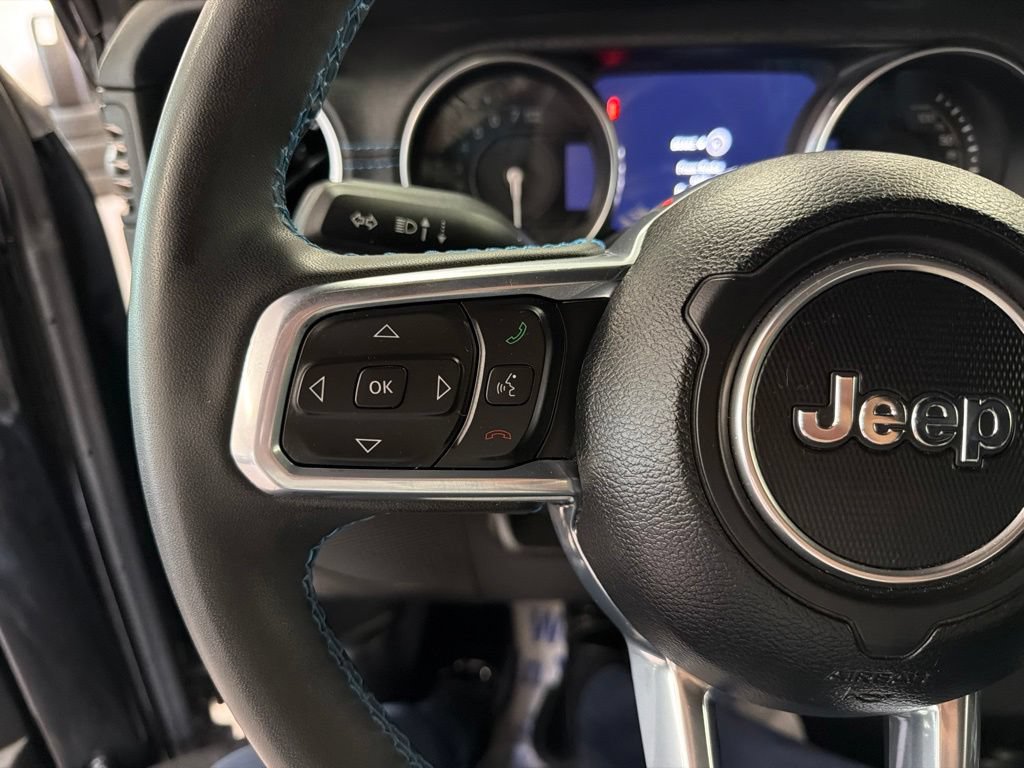 Used 2023 Jeep Wrangler Unlimited Rubicon 4xe w/ Cold Weather Group AWD/4WD image 8