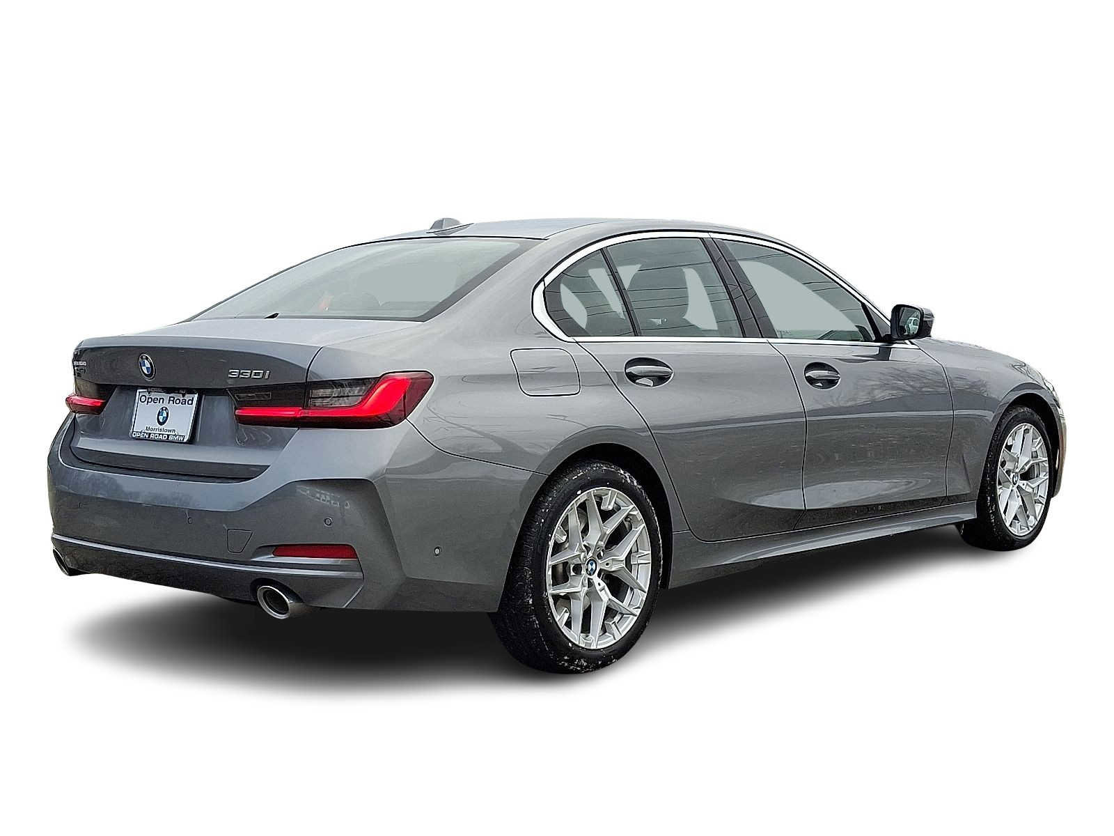 Used 2025 BMW 330i xDrive Sedan w/ M Sport Package image 6