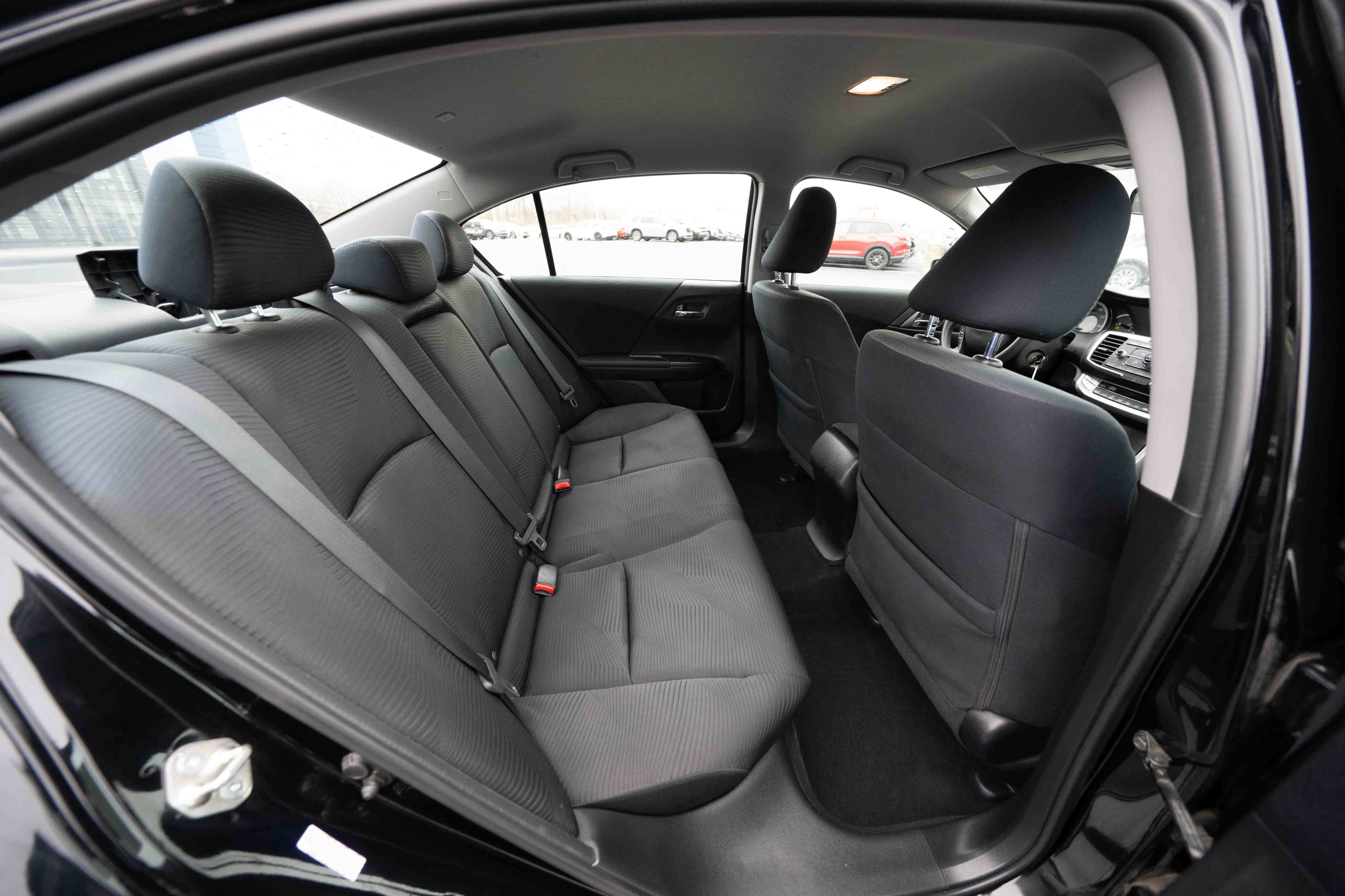 Used 2014 Honda Accord LX image 24