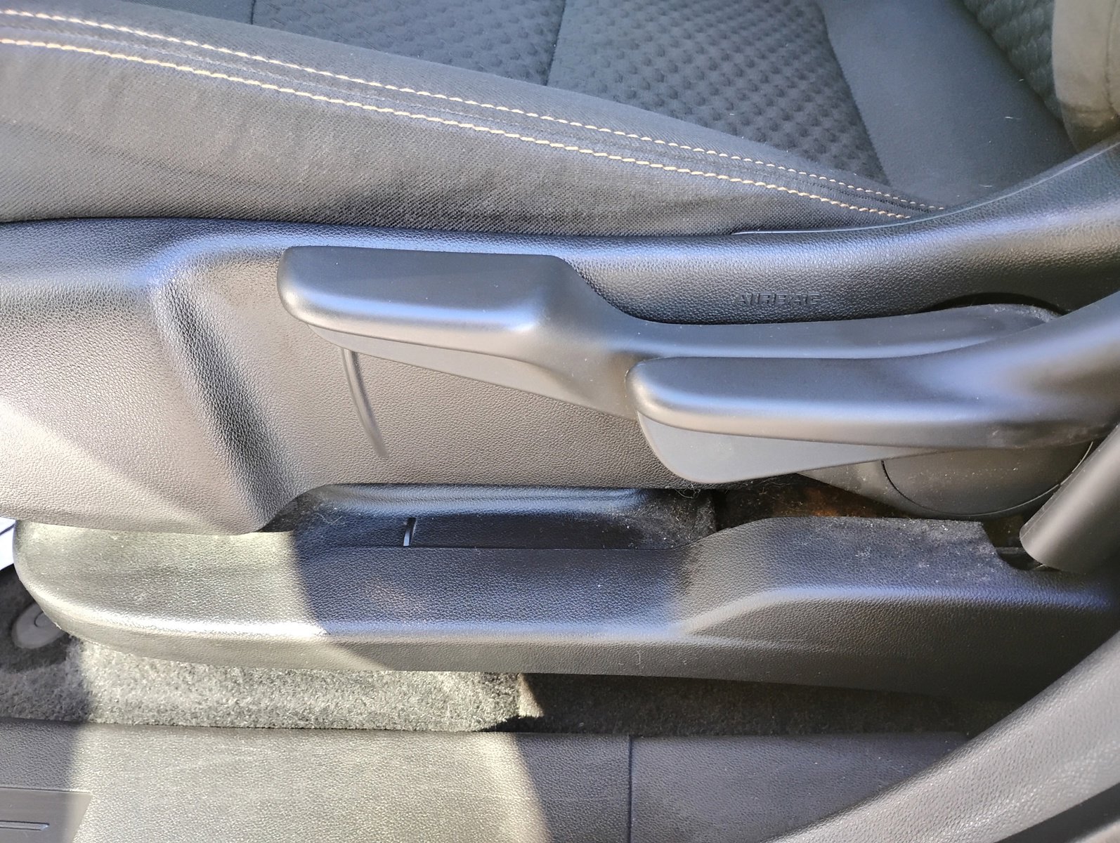 Used 2020 GMC Terrain SLE image 14