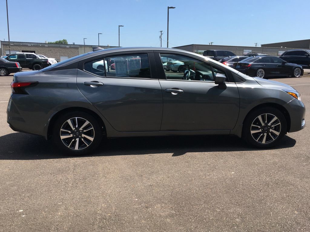 Used 2025 Nissan Versa SV w/ Trunk Package FWD image 7