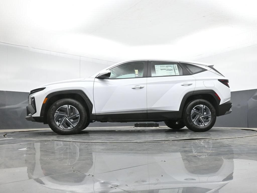 New 2026 Hyundai Tucson Blue SE AWD/4WD image 11