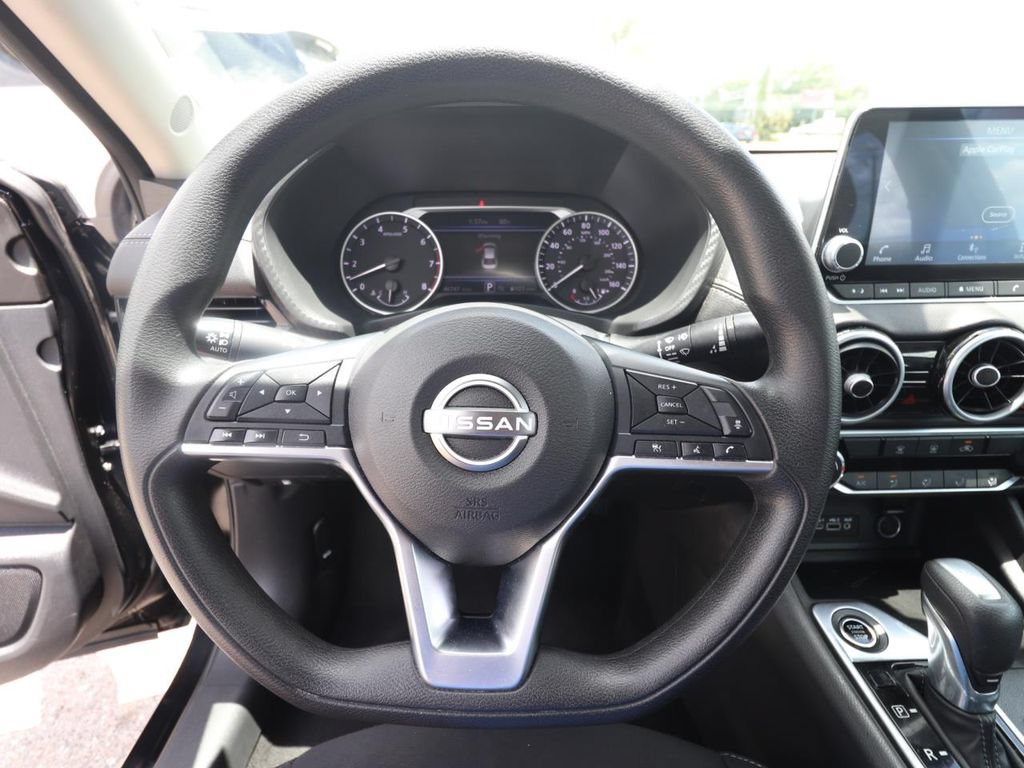 Used 2024 Nissan Sentra SV FWD image 17