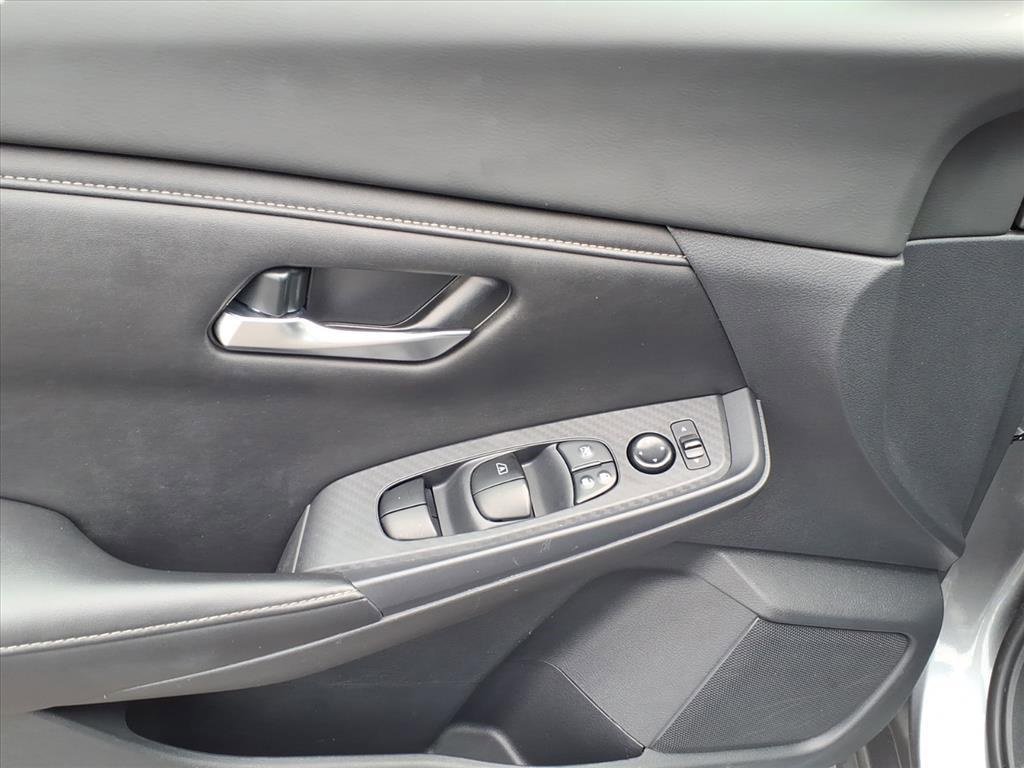 Used 2023 Nissan Sentra SV image 17