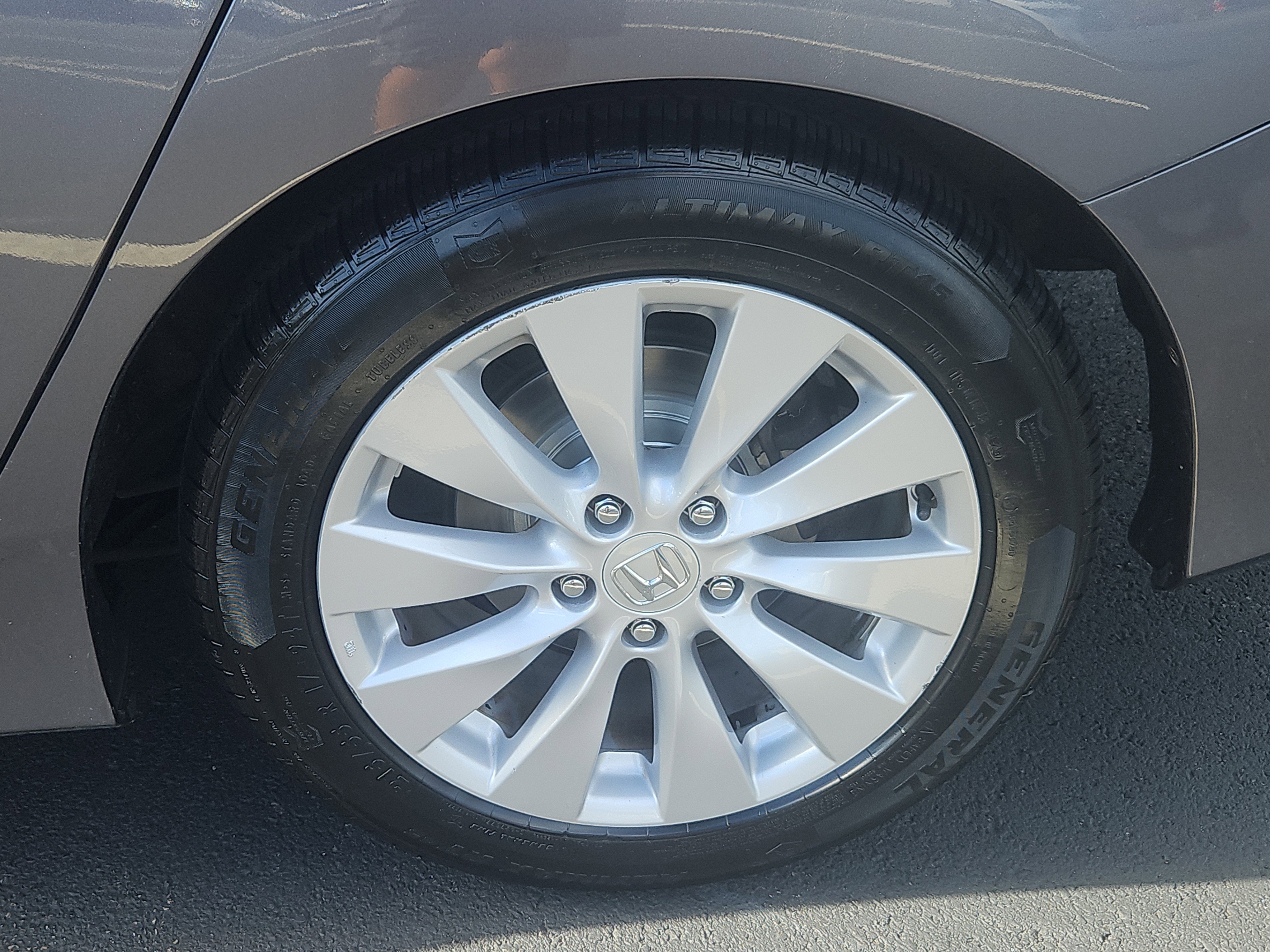 Used 2013 Honda Accord EX-L image 25