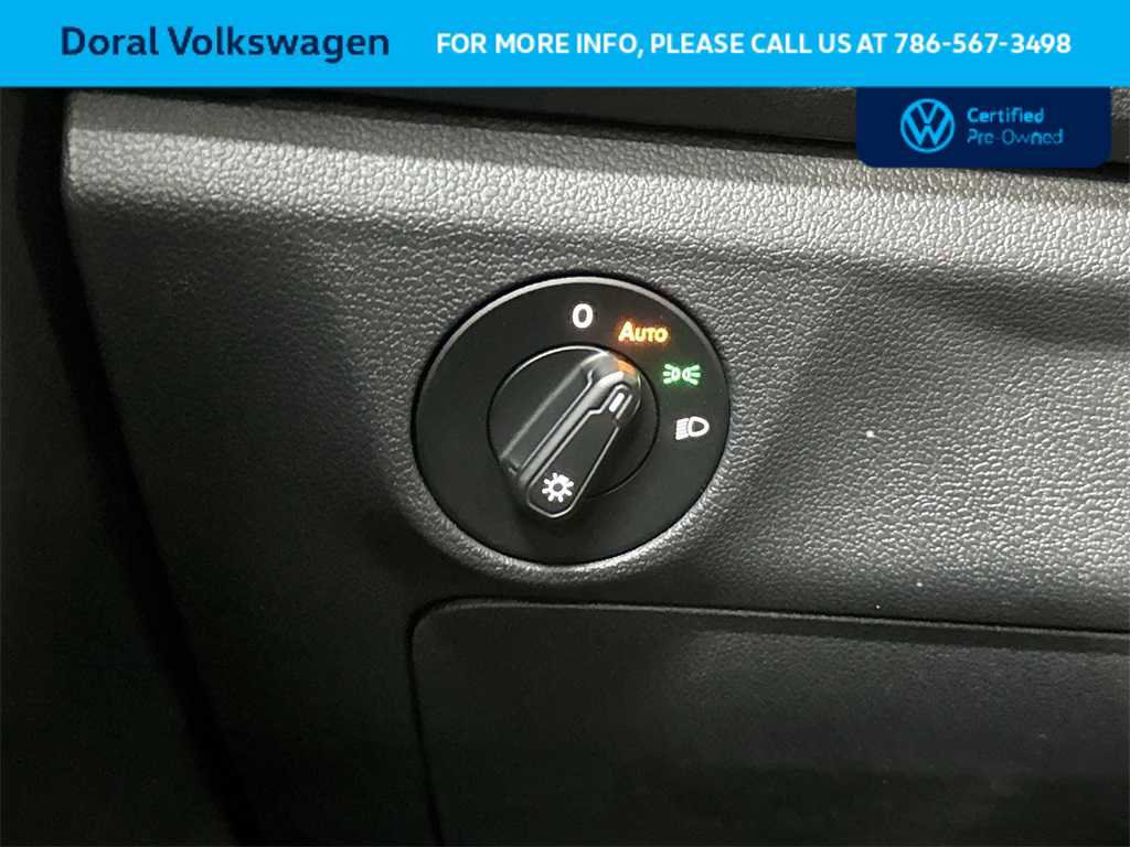 Used 2019 Volkswagen Jetta S w/ Driver Assistance Package image 17