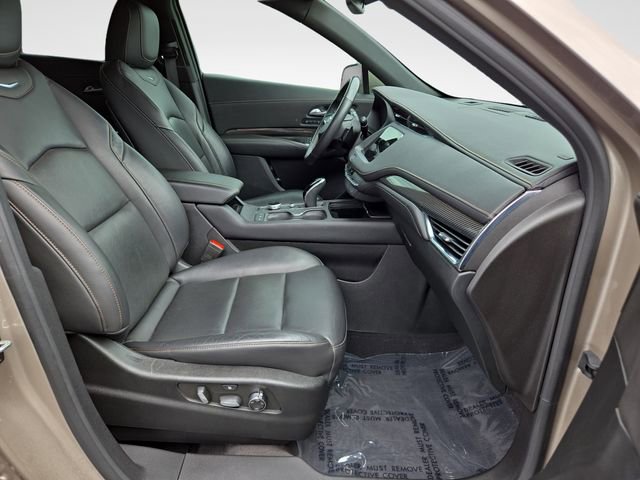 Certified 2023 Cadillac XT4 Sport FWD image 35