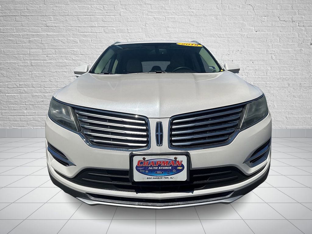 Used 2018 Lincoln MKC Premiere FWD image 2