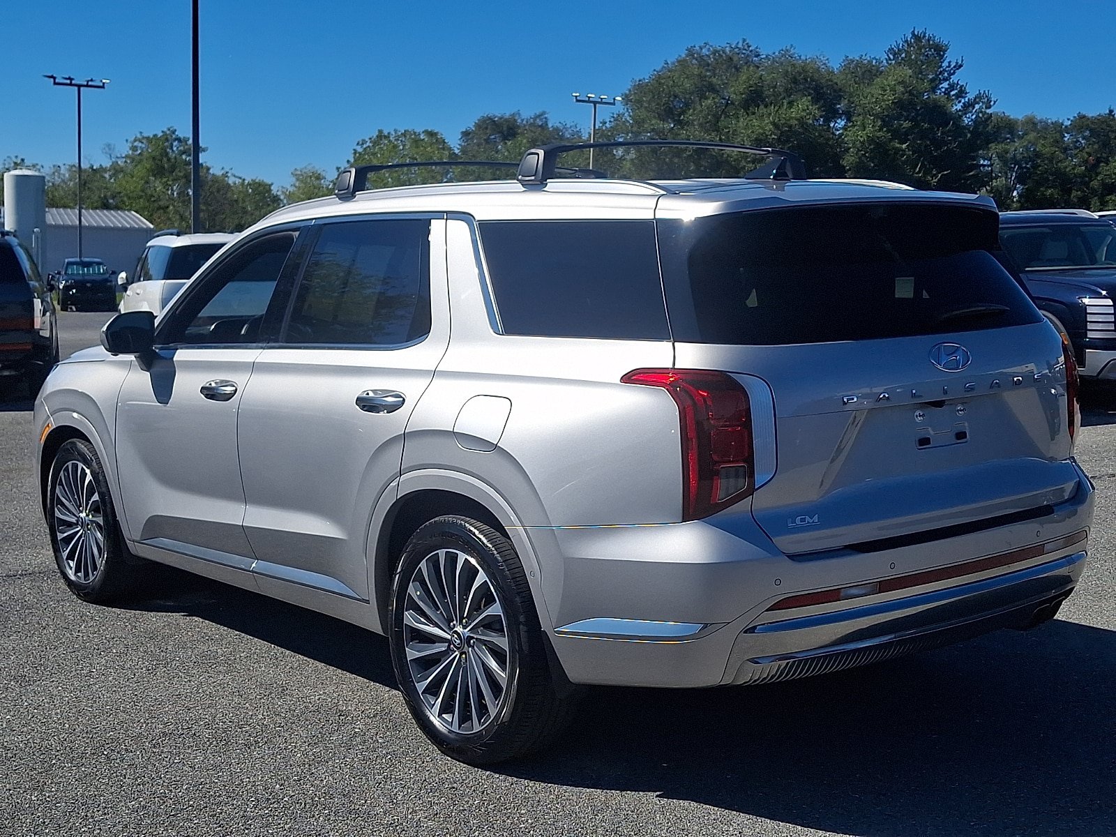 Used 2025 Hyundai Palisade Calligraphy AWD/4WD image 7