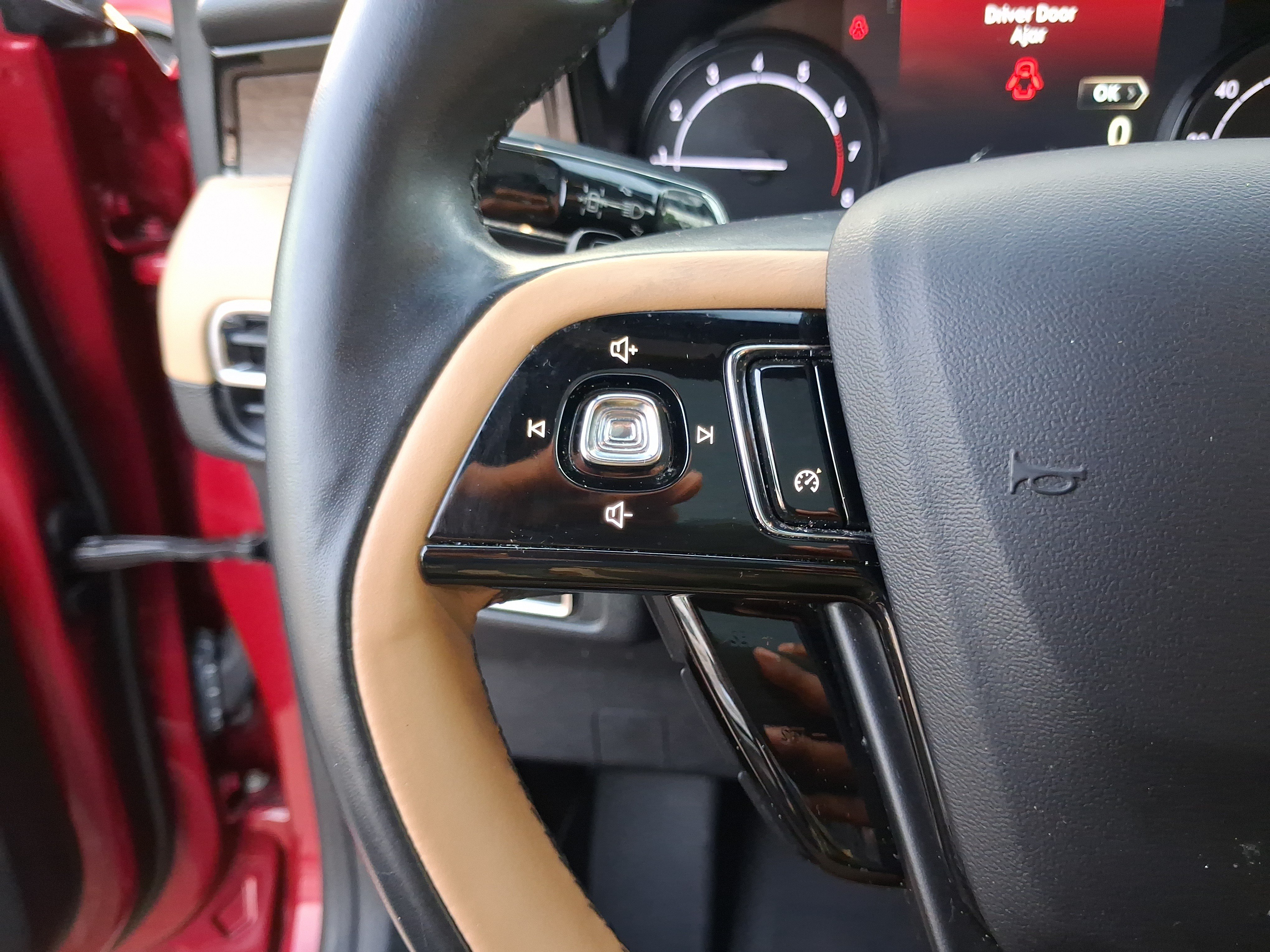 Used 2020 Lincoln Corsair Reserve FWD image 18
