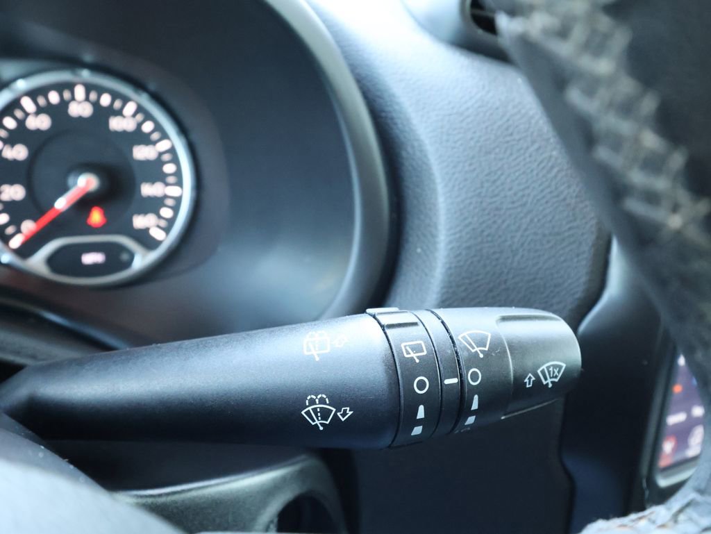 Used 2019 Jeep Renegade Latitude image 15