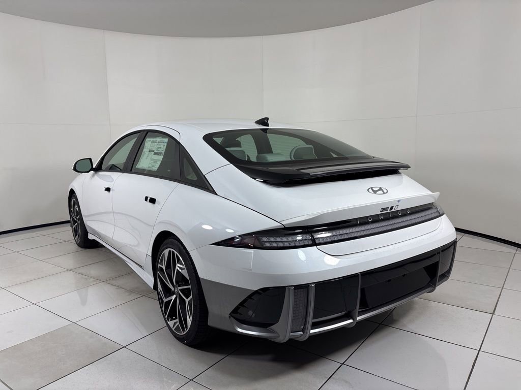 New 2025 Hyundai Ioniq 6 SEL image 3