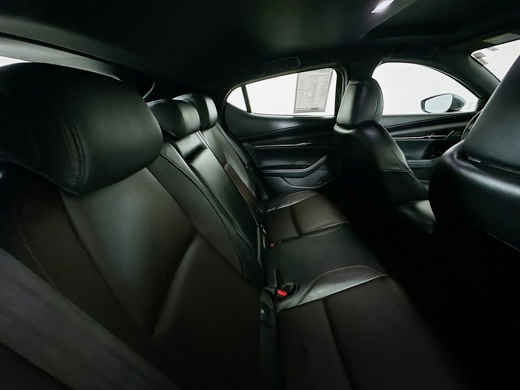 Used 2021 MAZDA MAZDA3 s image 28