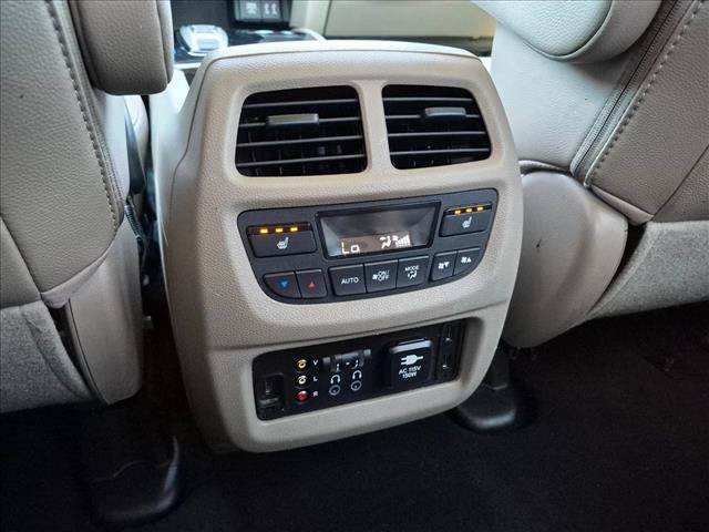 Used 2016 Honda Pilot Elite image 15
