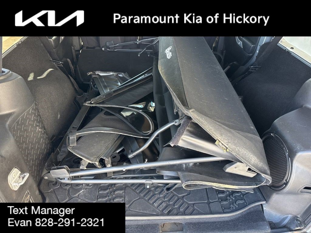 Used 2013 Jeep Wrangler Unlimited Sahara w/ Dual Top Group image 12