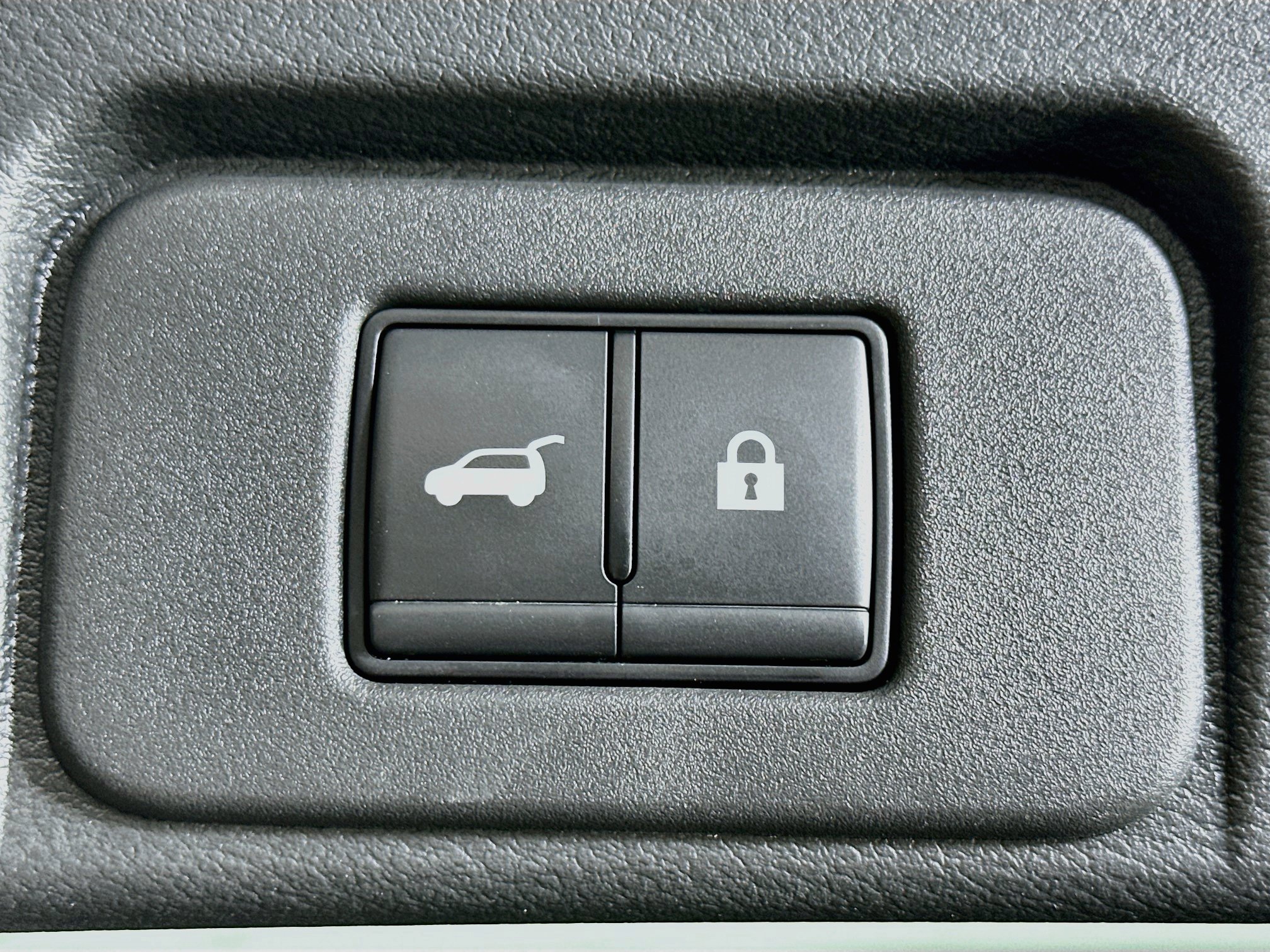 Used 2023 Nissan Rogue Platinum w/ Platinum Premium Package FWD image 30