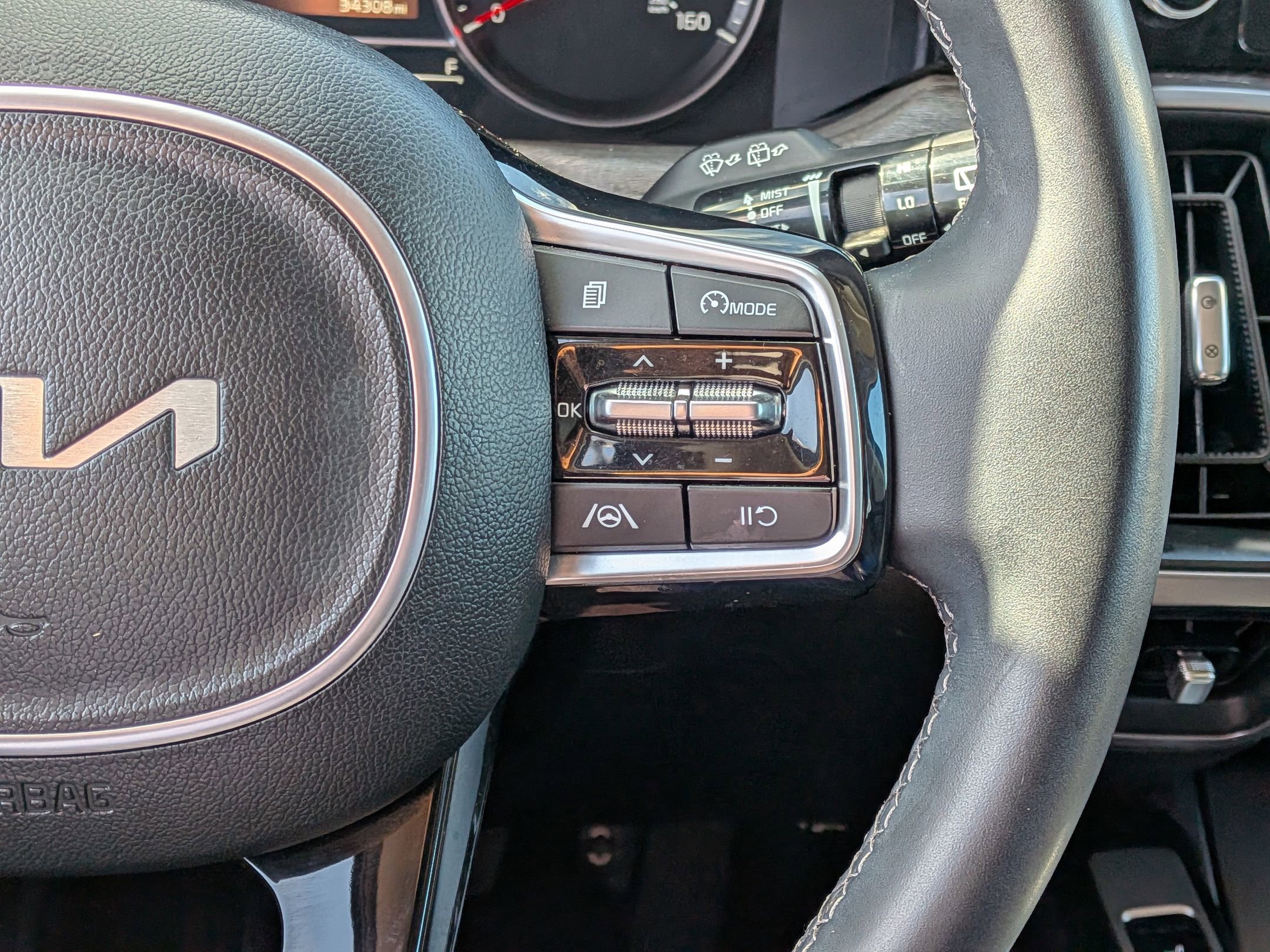 Used 2023 Kia Sorento S AWD/4WD image 16