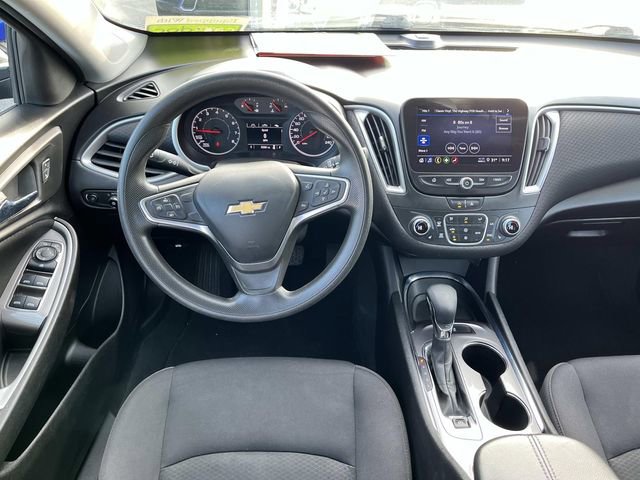 Used 2022 Chevrolet Malibu LT image 12