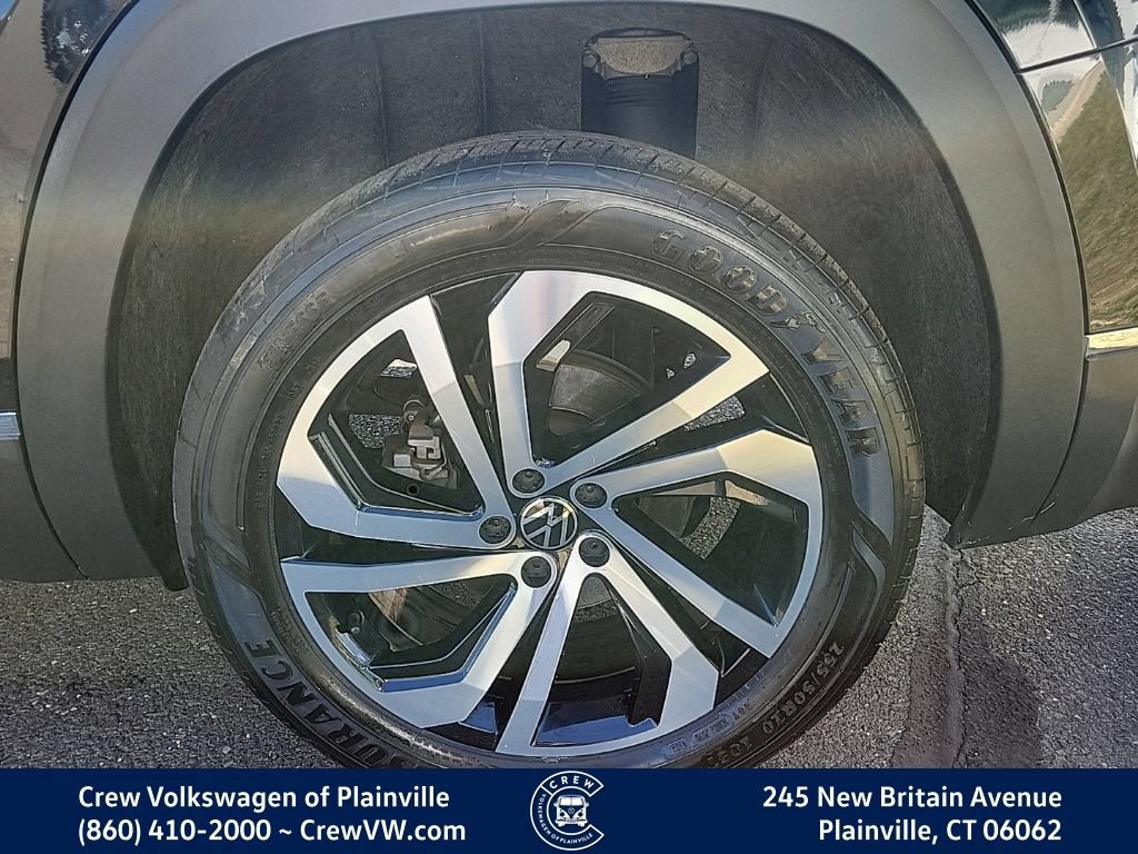 Certified 2023 Volkswagen Atlas SEL AWD/4WD image 18