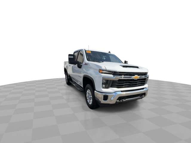 Certified 2025 Chevrolet Silverado 2500 LT AWD/4WD image 2