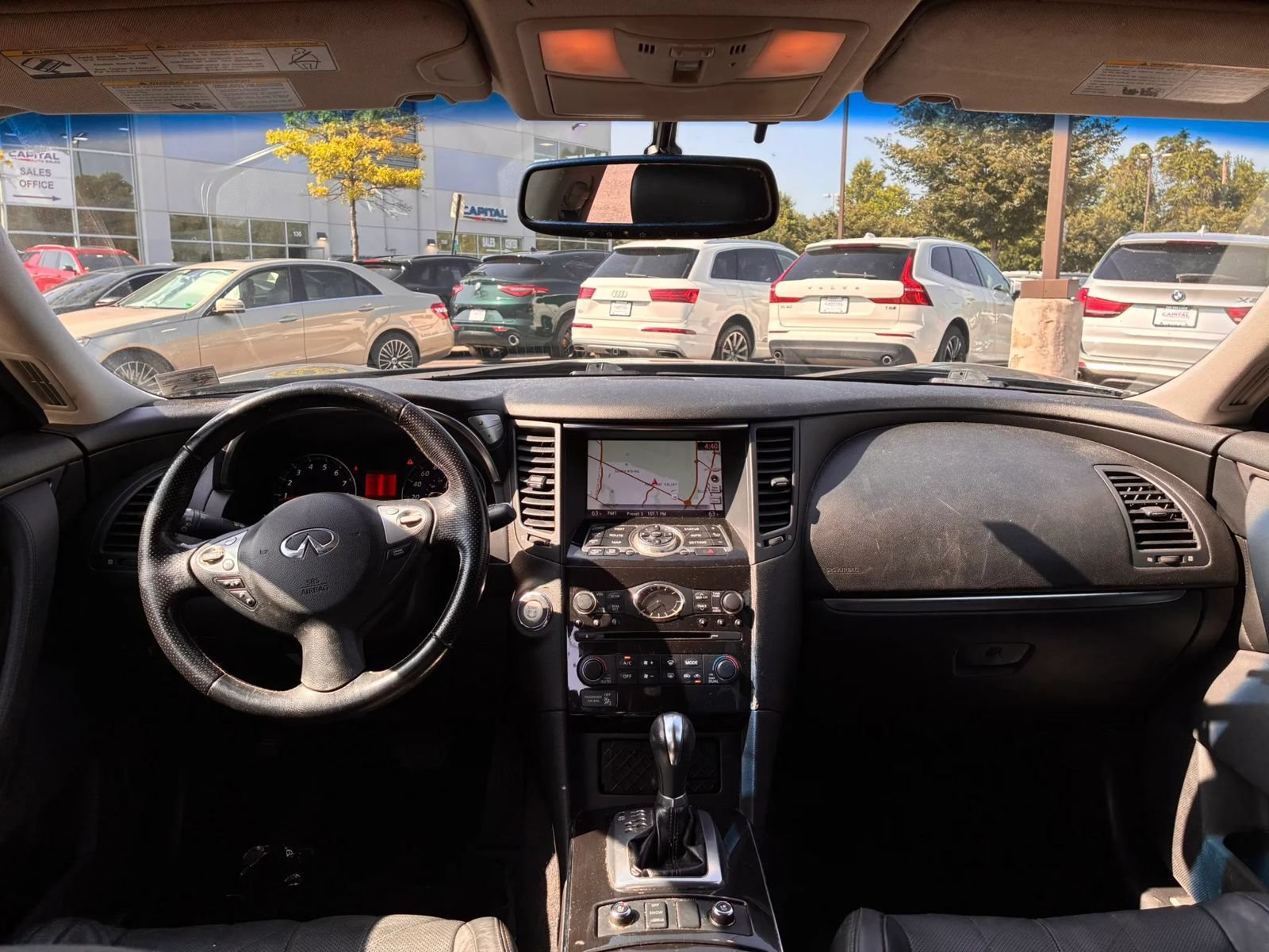 Used 2011 INFINITI FX35 AWD w/ Premium Pkg image 17