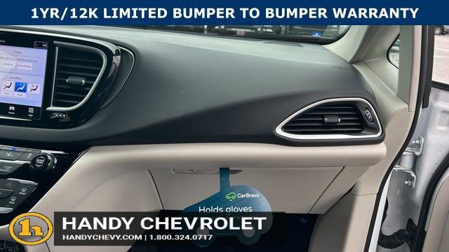 Used 2024 Chrysler Pacifica Touring-L FWD image 52