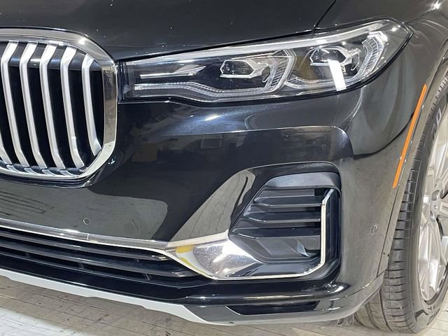Used 2022 BMW X7 xDrive40i w/ Premium Package image 11