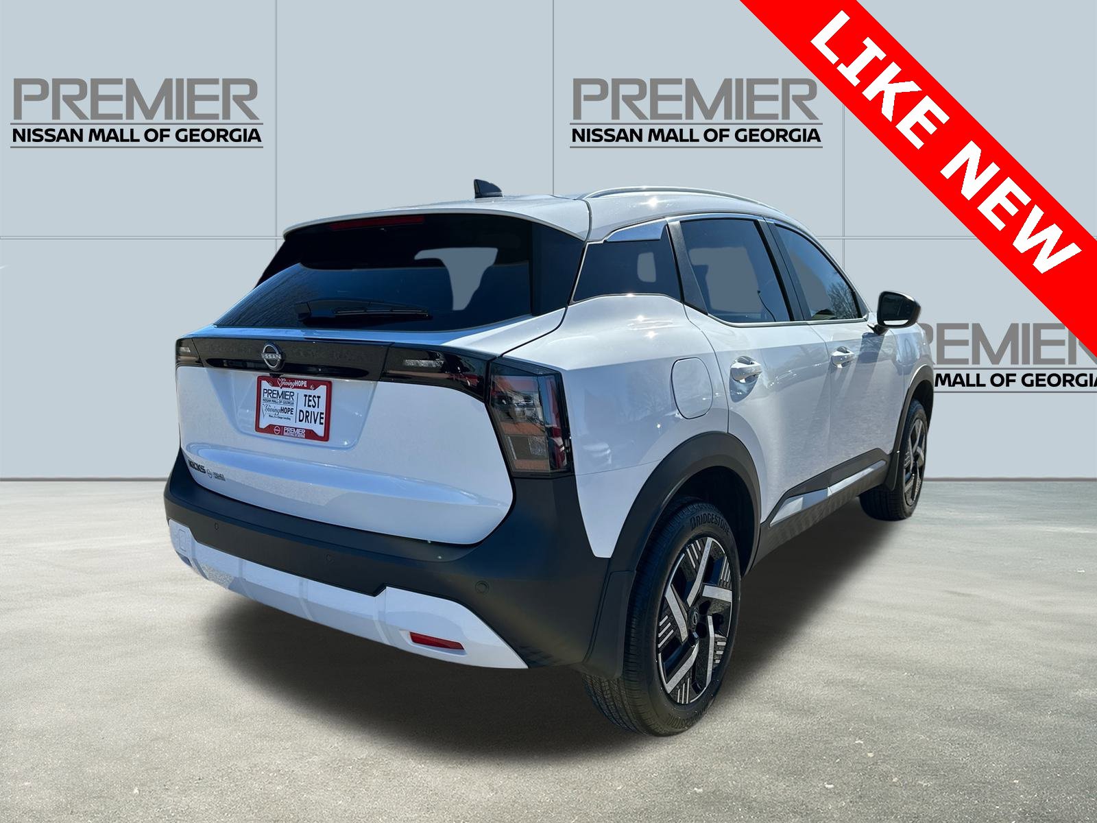 Used 2026 Nissan Kicks SV image 5