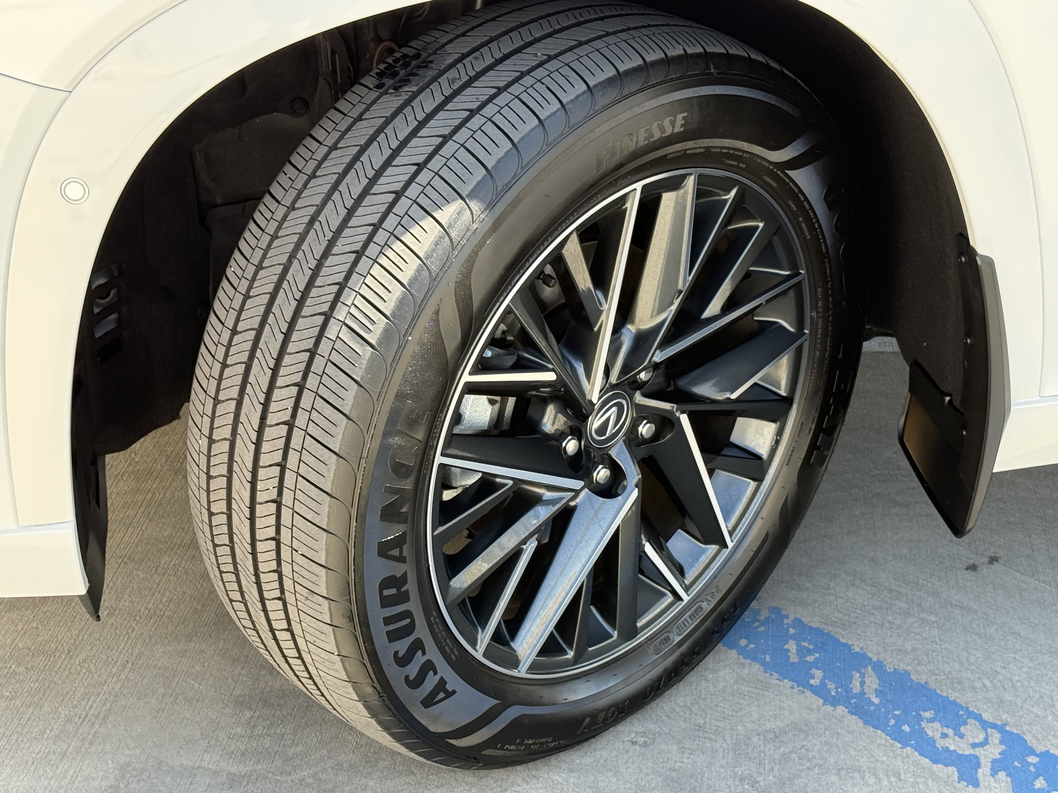 Certified 2024 Lexus TX 350 AWD w/ Captains Chair Package image 16