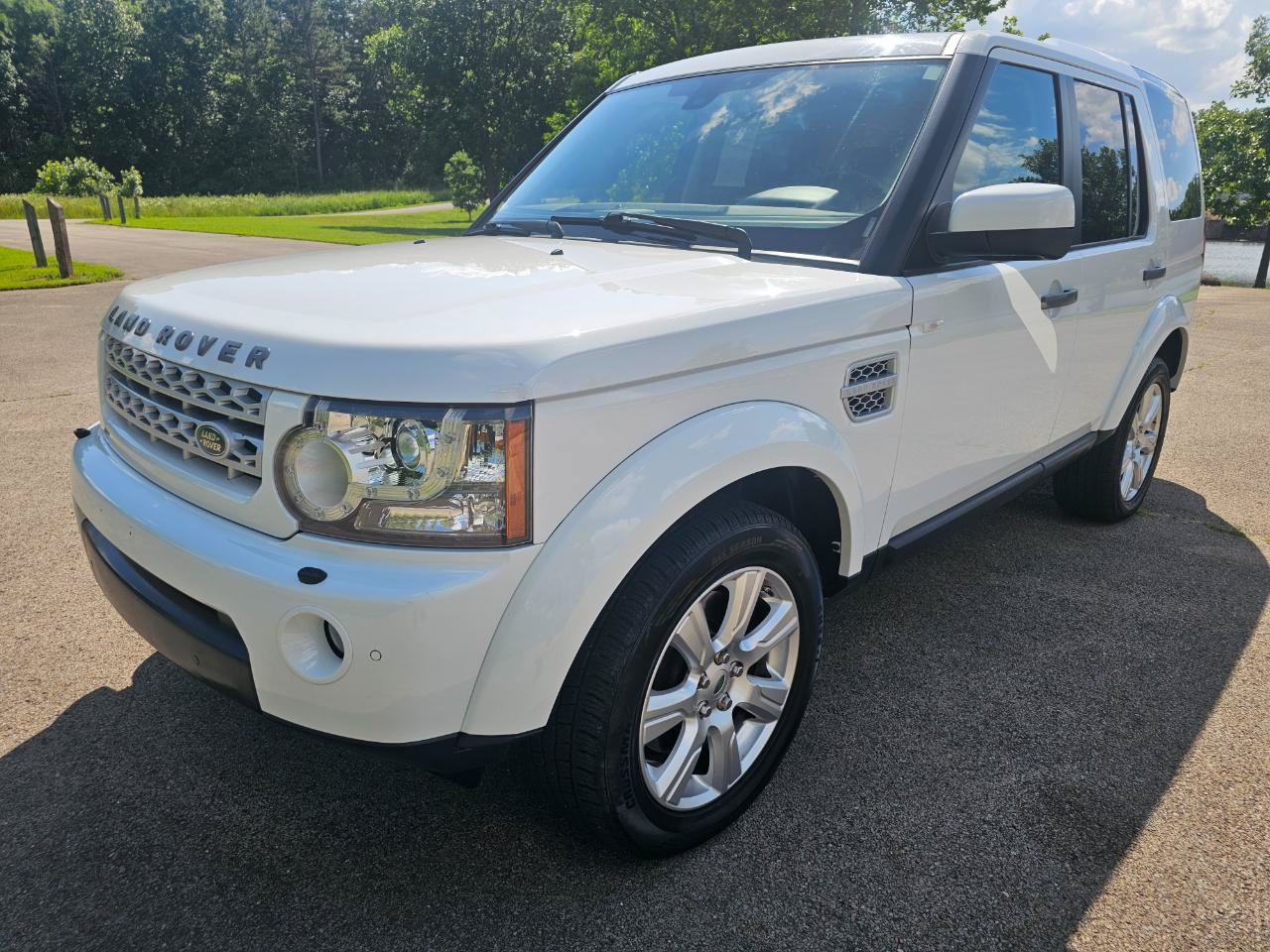 Used 2013 Land Rover LR4 HSE LUX AWD/4WD image 11