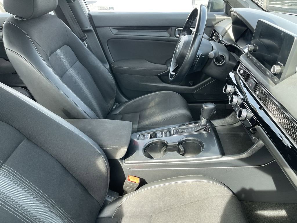 Used 2023 Honda Civic Sport image 11