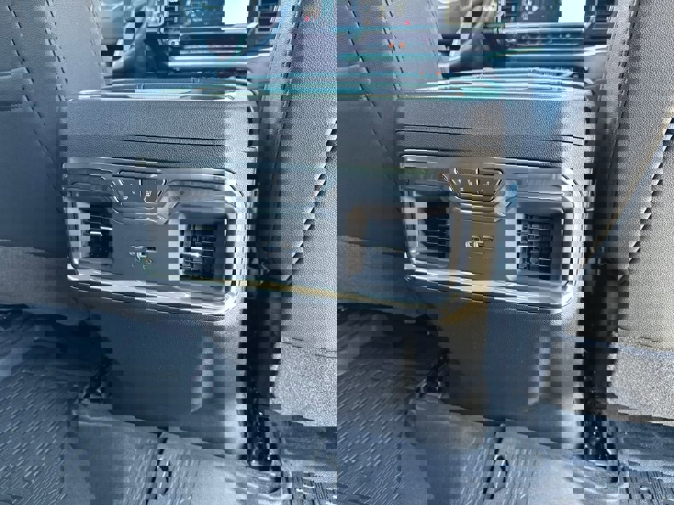 Used 2026 GMC Sierra 1500 SLT w/ SLT Premium Plus Package image 19